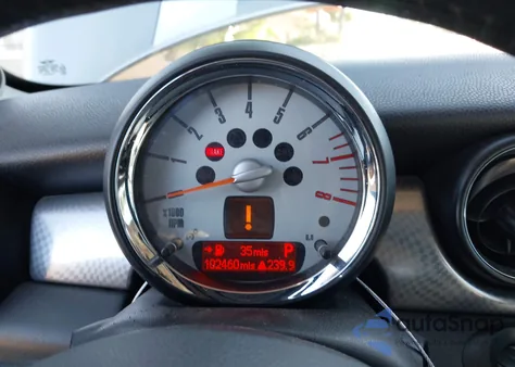 2008 Mini Cooper S Clubman из США, поврежденный, VIN WMWMM33518TP87059